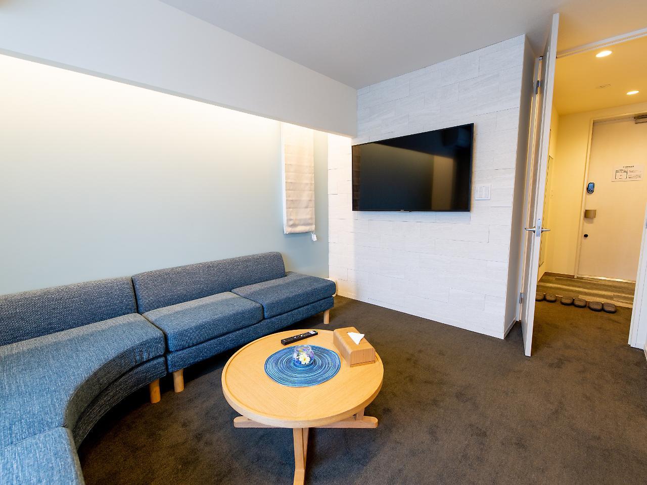 Aparthotel Grand Base Hiroshima Ekimae Esterno foto