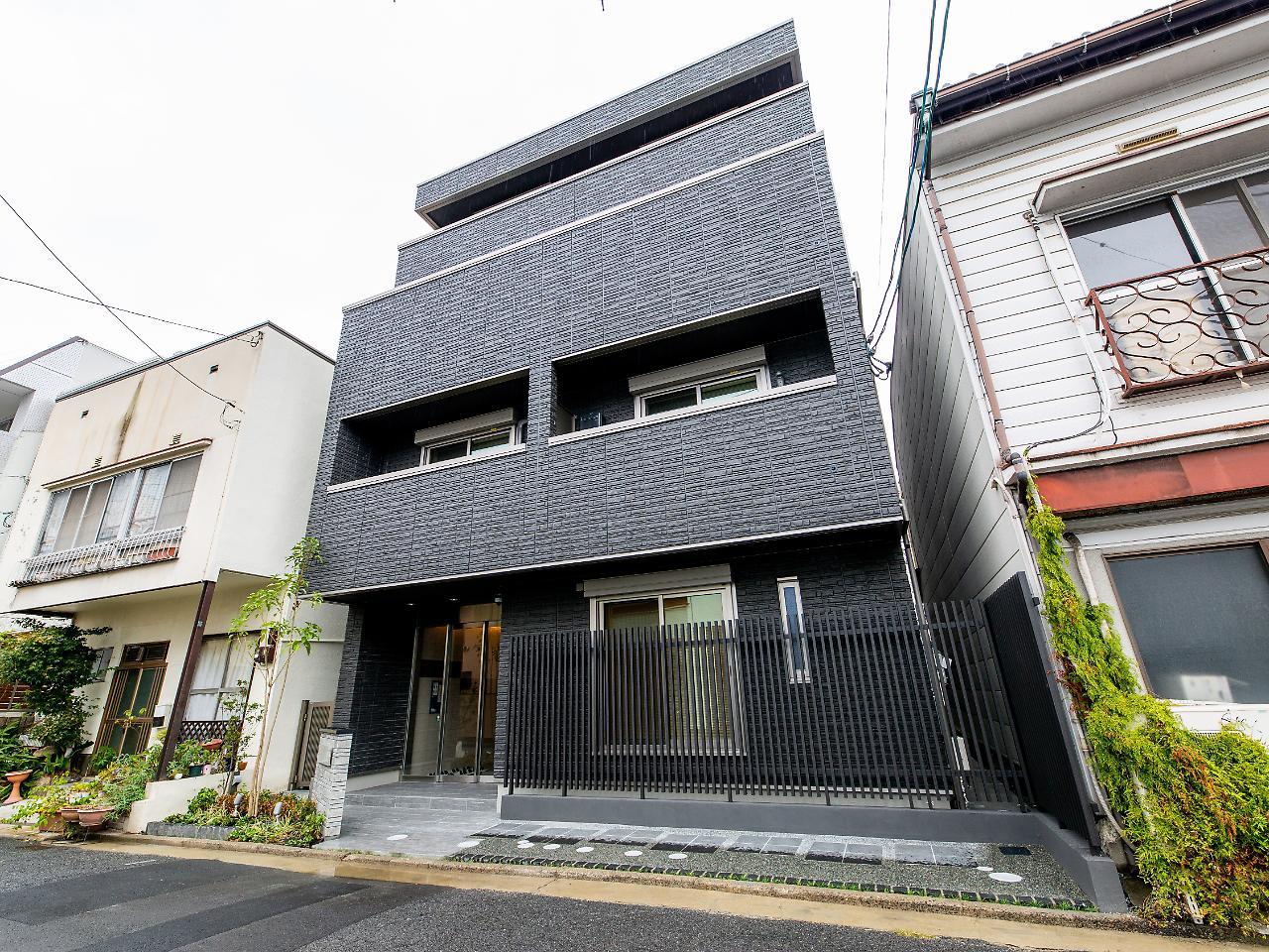Aparthotel Grand Base Hiroshima Ekimae Esterno foto