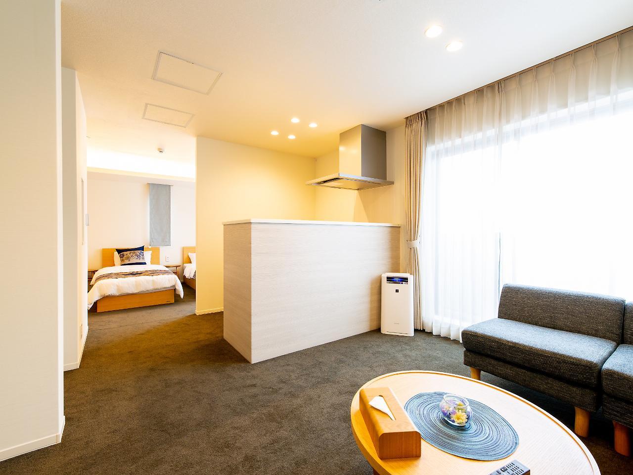 Aparthotel Grand Base Hiroshima Ekimae Esterno foto